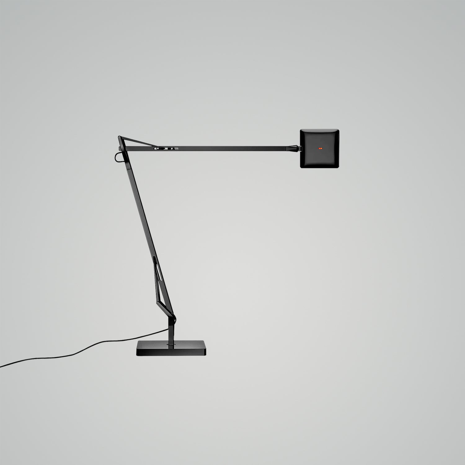 Kelvin Edge Table Lamp