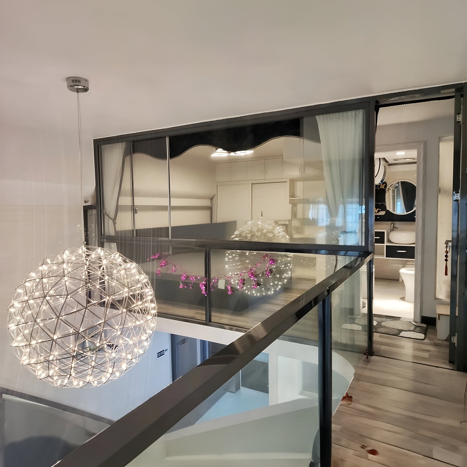 Raimond II Pendant Light