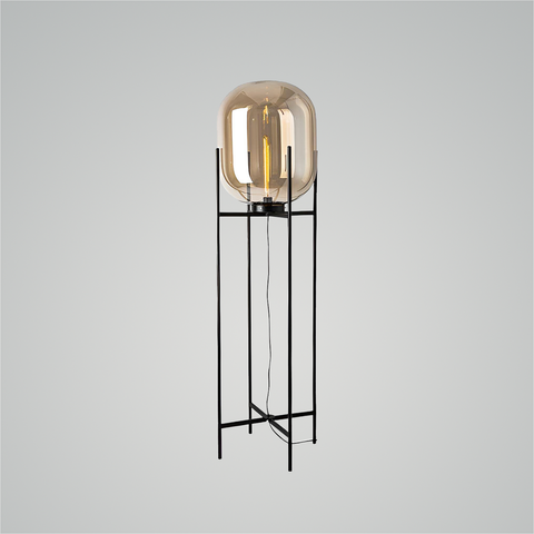 ODA Floor Lamp