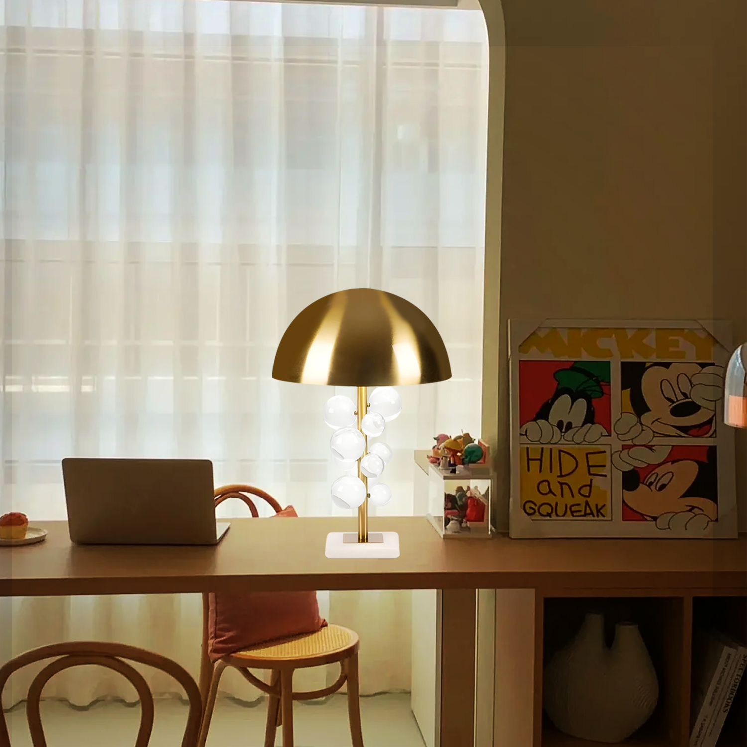 Globo Table Lamp