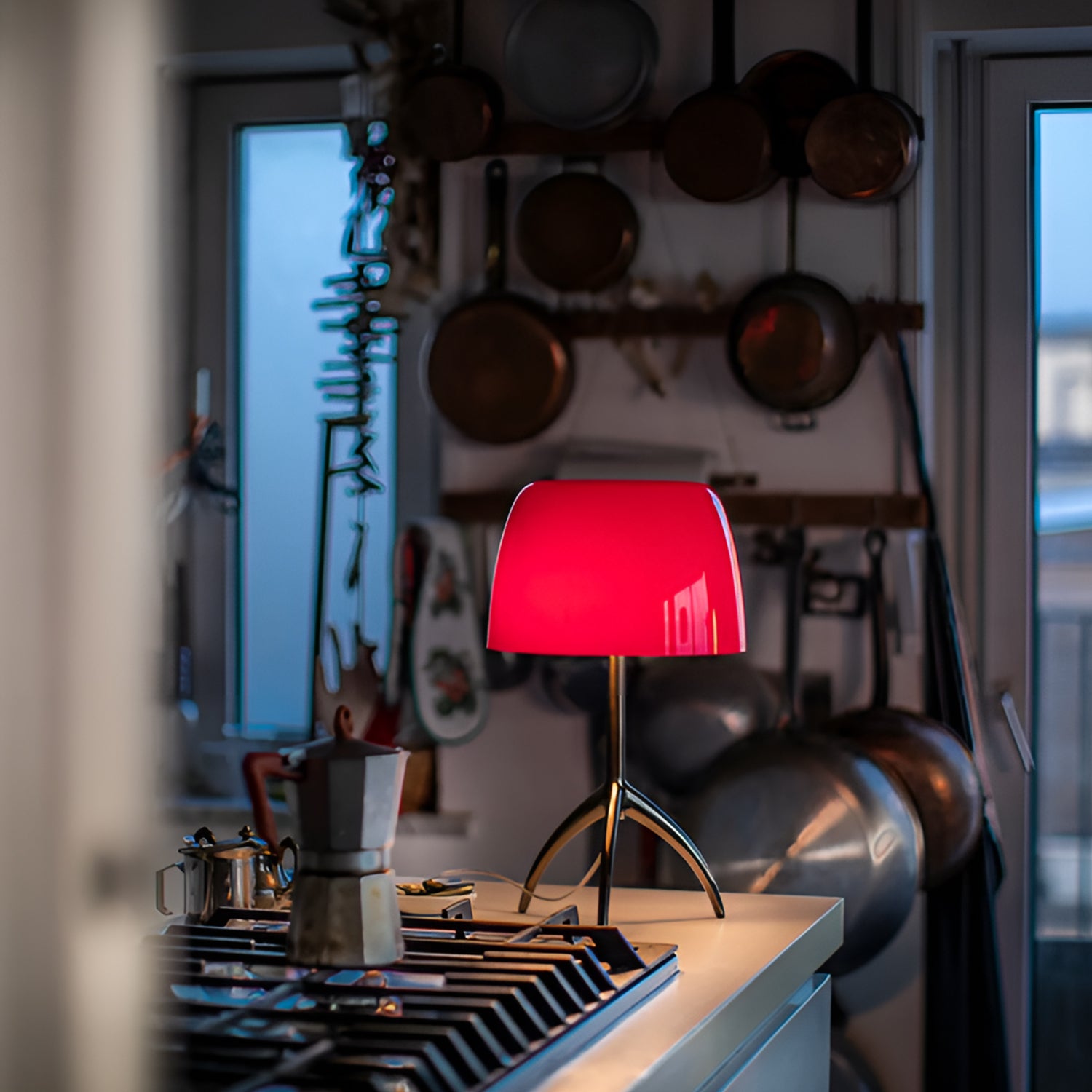 LUMIERE Table Lamp