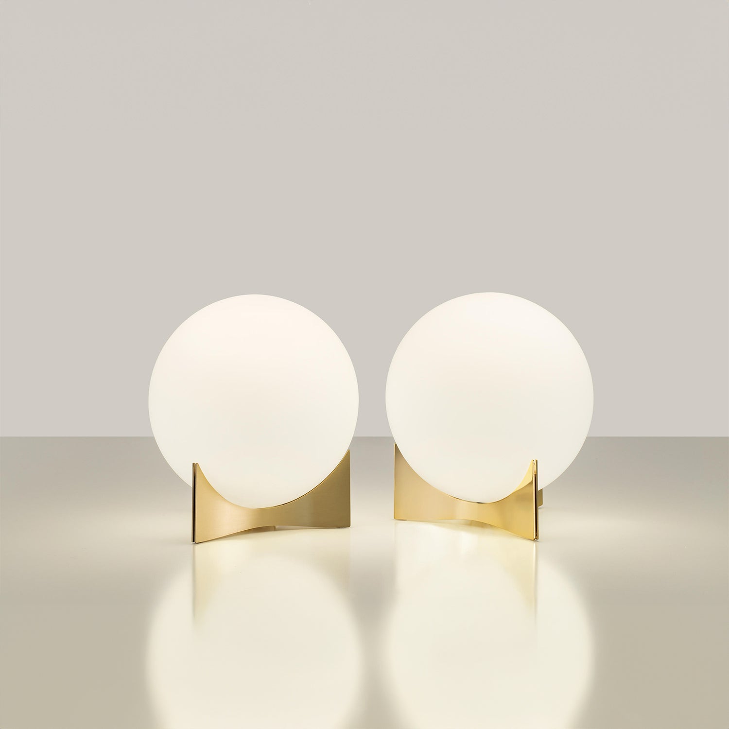 Oscar Table Lamp