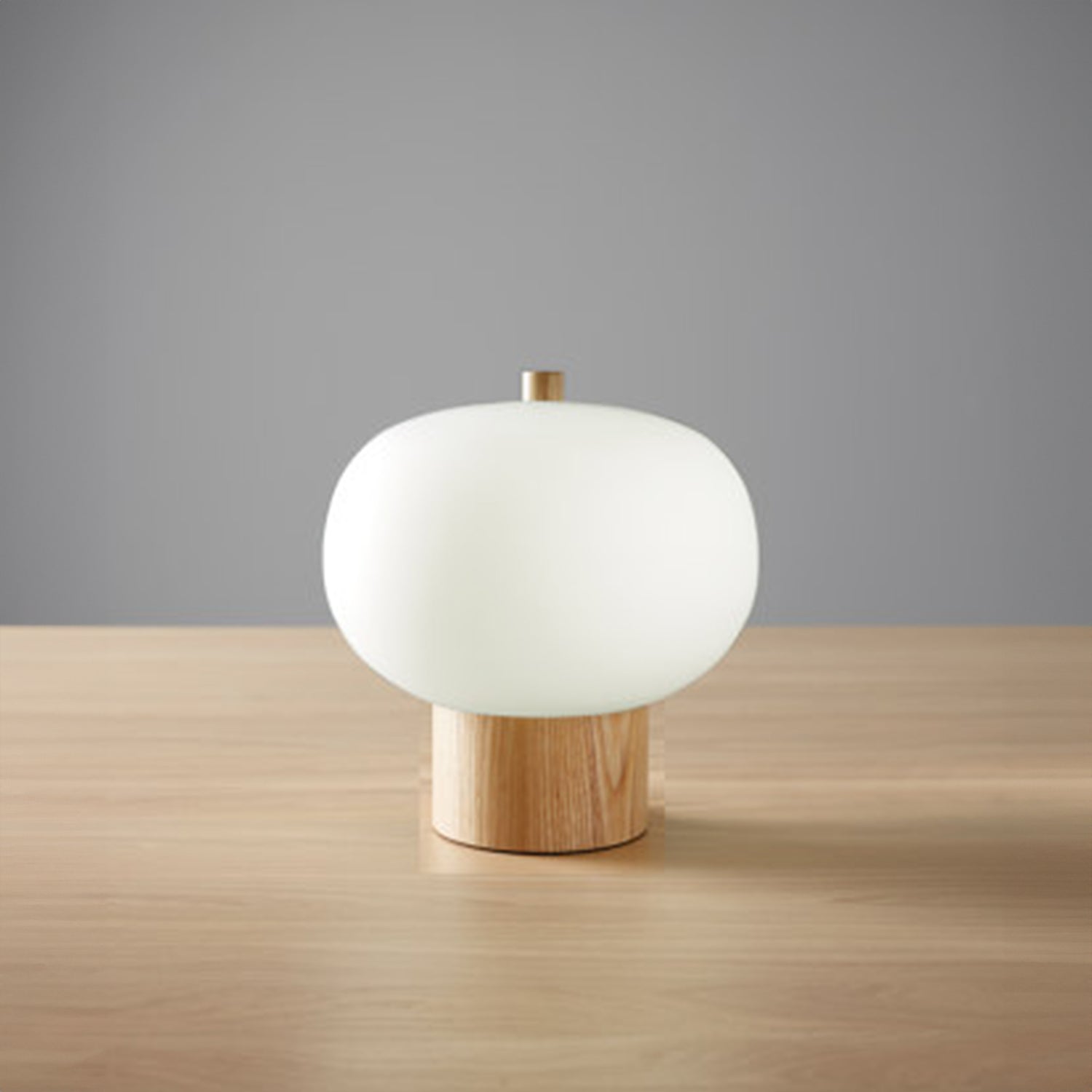 Ilargi Table Lamp