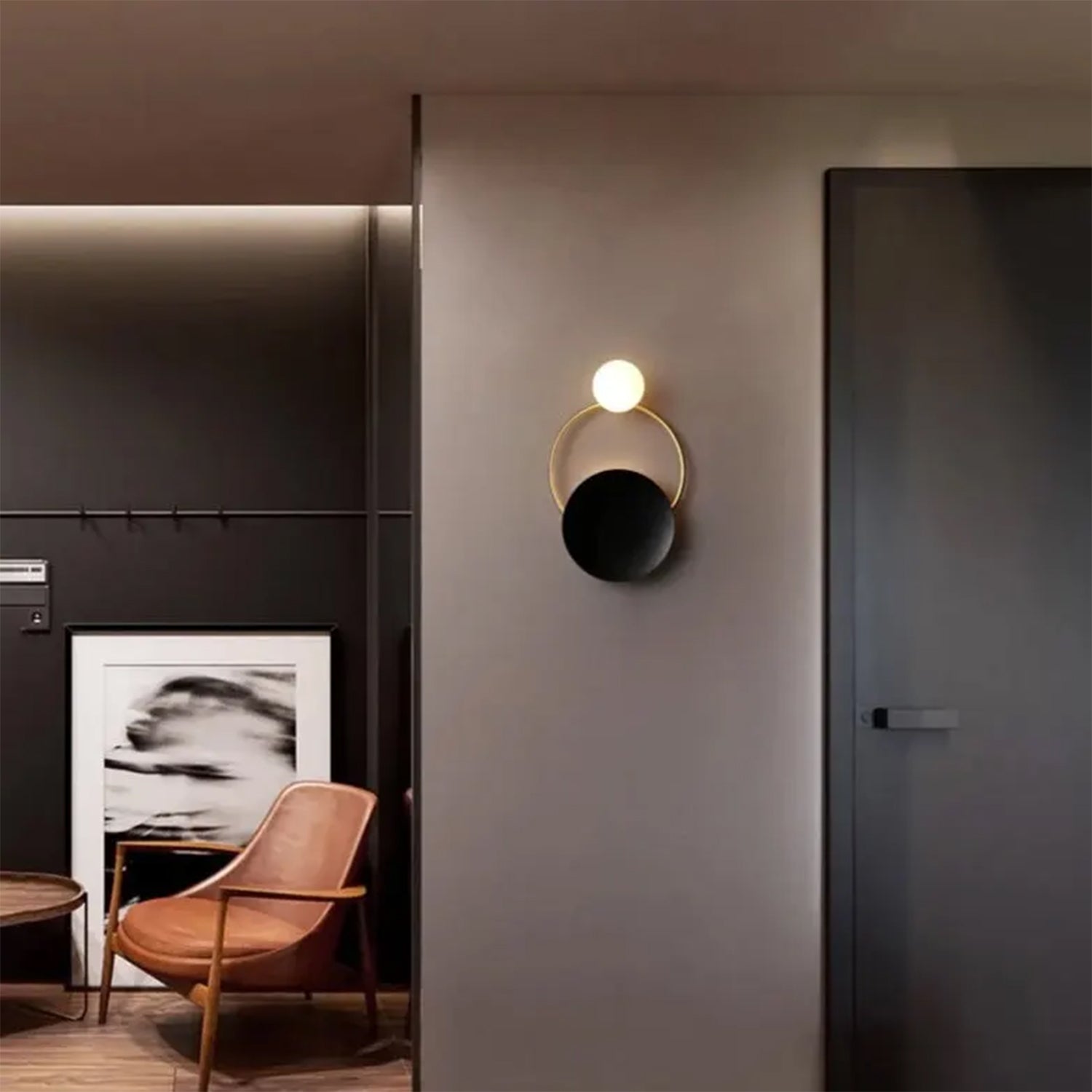 Black Circular Rings Wall Lamp