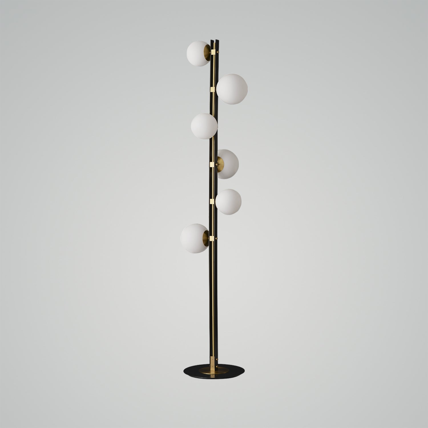 Planeta P Floor Lamp