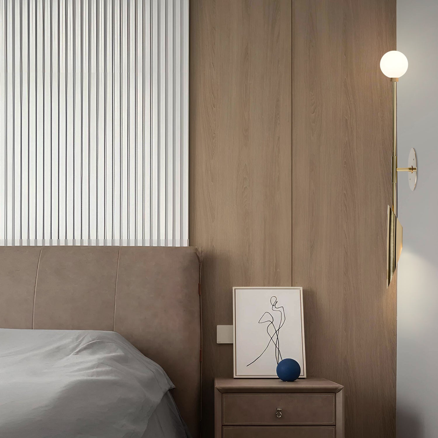 Luminous Elegance Vertical Sconce