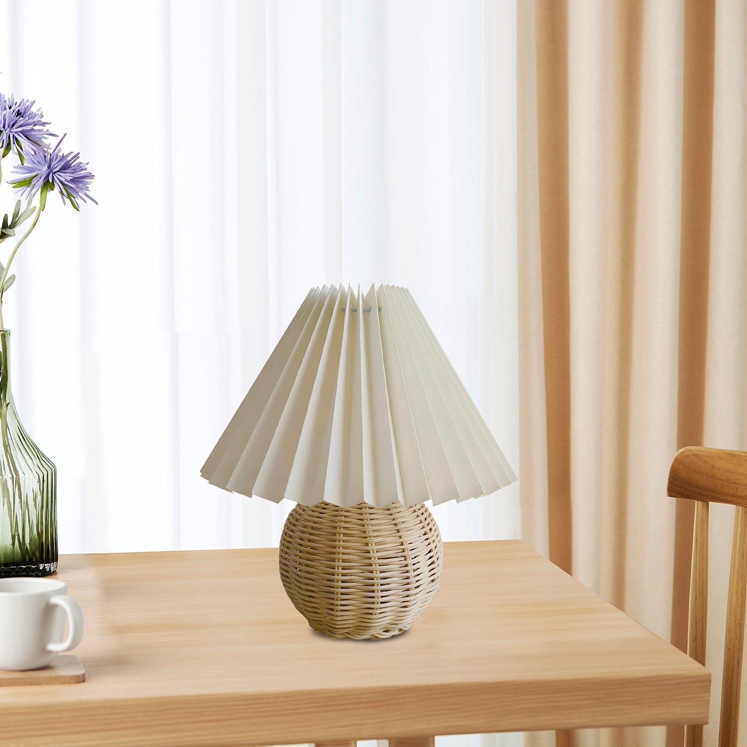 Rattan Pleated Table lamp